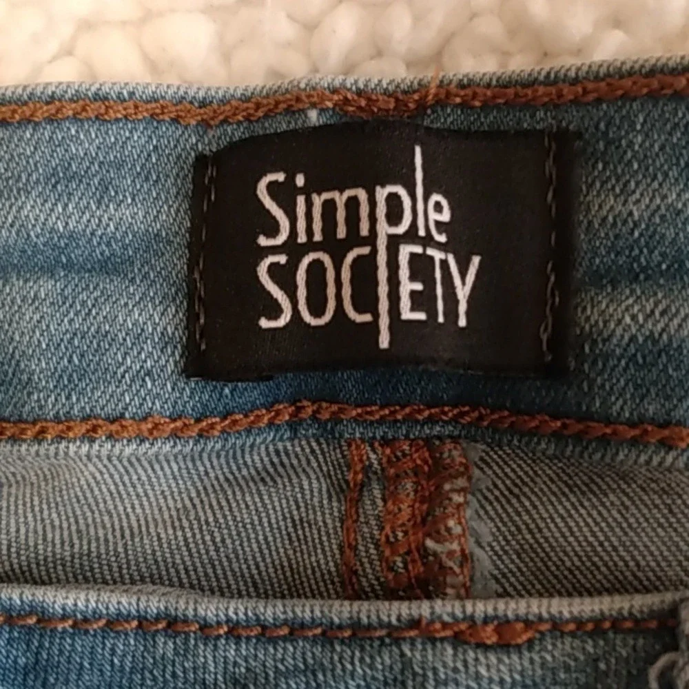 Simple Society Womens‎ Denim Distressed Ripped Blue Jean Shorts Size 17/33